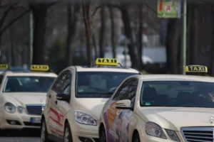 airport transfers taxi